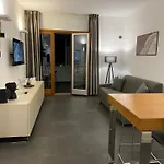 Apartment Fc *