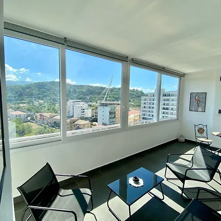 Fc アパート コゼンツァ