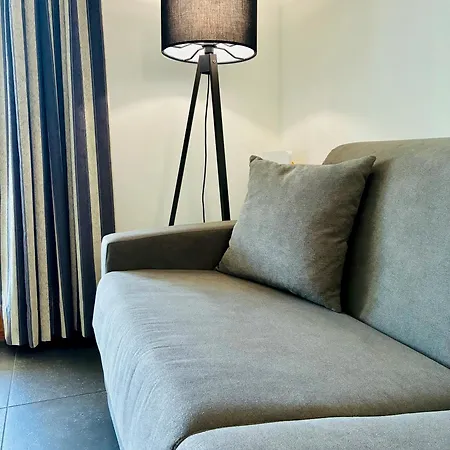 Fc アパート コゼンツァ